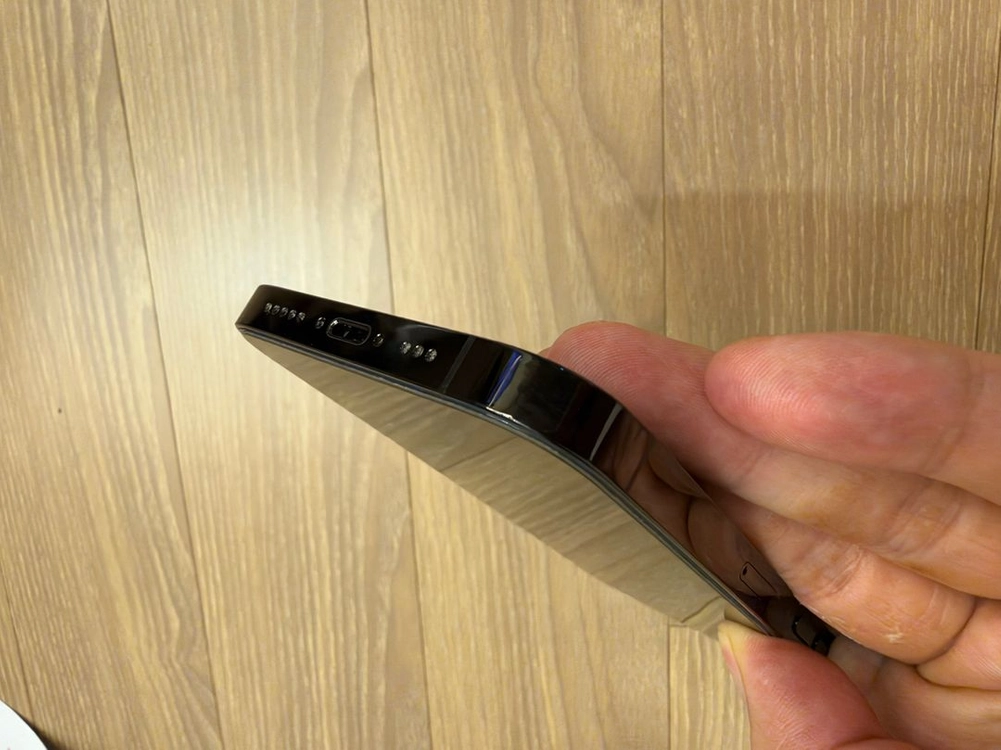 아이폰 14프로 256GB 블랙 특A급 (케이블2개, 이어폰포함) 이미지