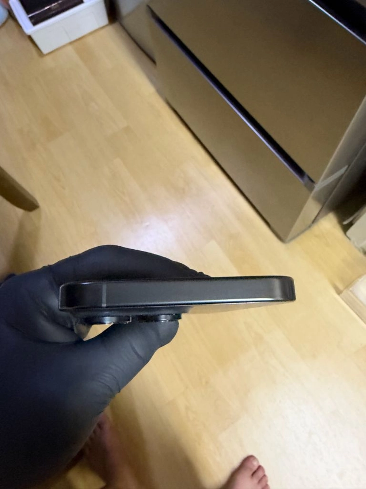 아이폰 16 블랙 프로맥스 512GB 이미지