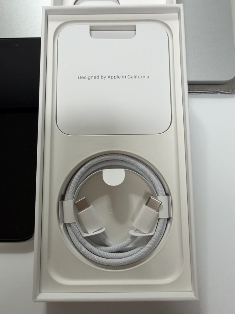 아이폰 15 프로맥스 256GB 화이트티타늄 이미지