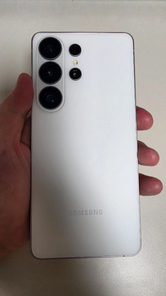 갤럭시S26 울트라 512GB 화이트 KT발 팝니다. 이미지