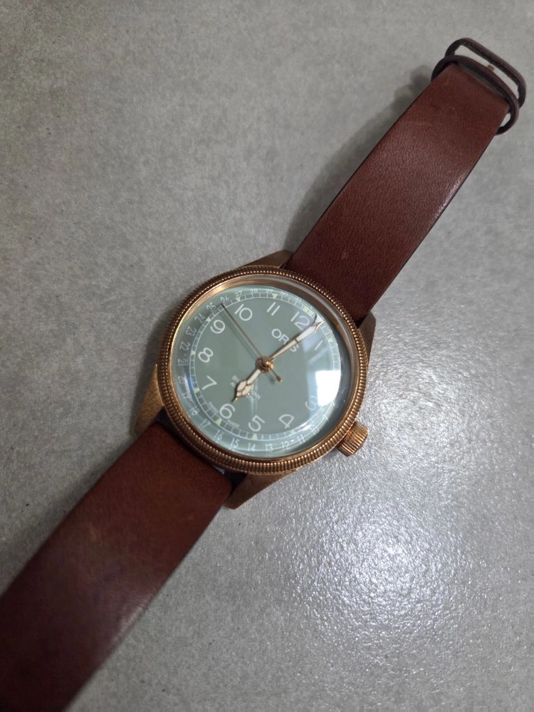오리스 빅크라운 브론즈 포인터 데이트 36mm 오토매틱 - 안심되는 중고거래