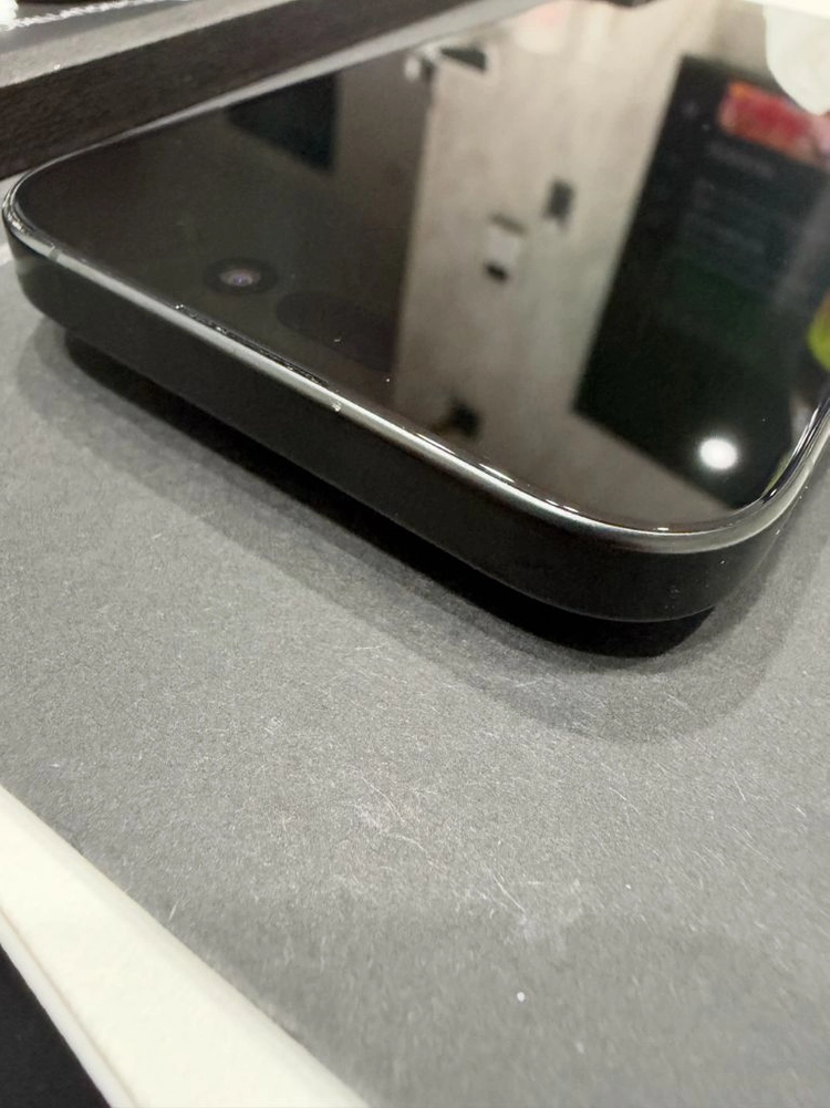 아이폰16pro 512GB 이미지