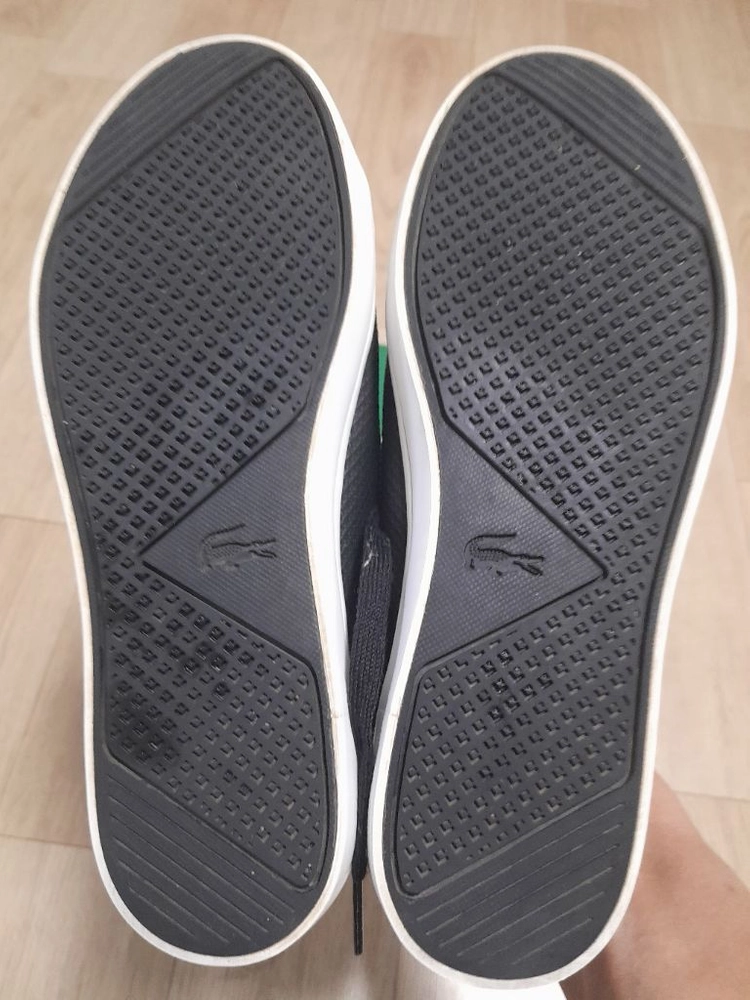 라코스테스니커즈넉넉한245미리 이미지