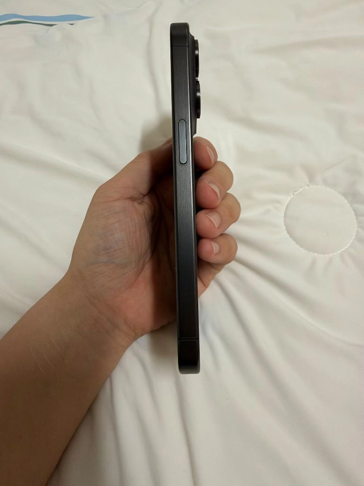 아이폰 15프로 블랙 128gb 이미지
