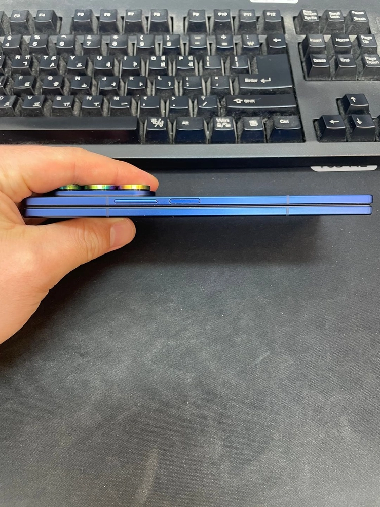 갤럭시Z폴드7 블루 256GB 무잔상 상태좋은 중고123만팝니다 이미지