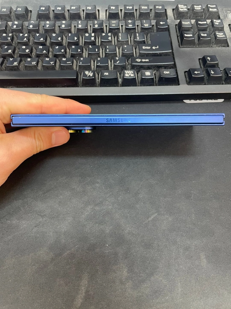 갤럭시Z폴드7 블루 256GB 무잔상 상태좋은 중고123만팝니다 이미지