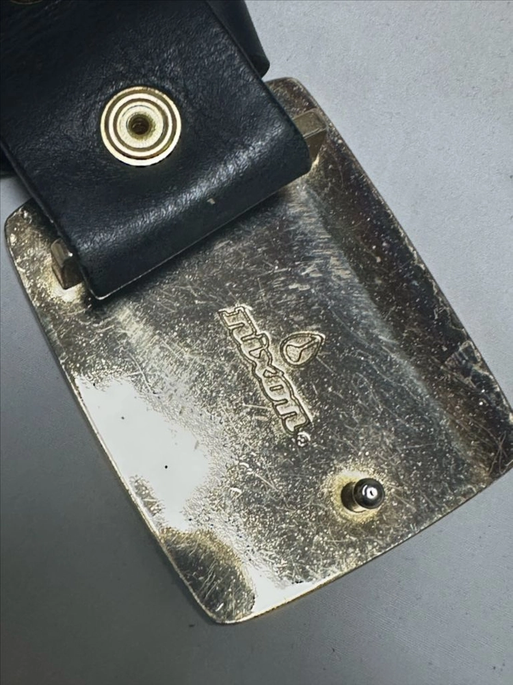 Nixon Enamel Icon II 천연가죽 벨트 이미지