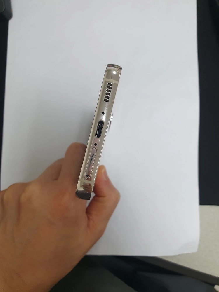 갤럭시S23 256GB 크림 KT 무잔상 A급 기능정상 중고폰 217173 이미지