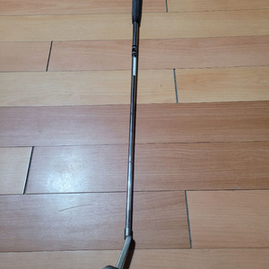 오딧세이 화이트핫 #1 블레이드 퍼터(34인치) 이미지