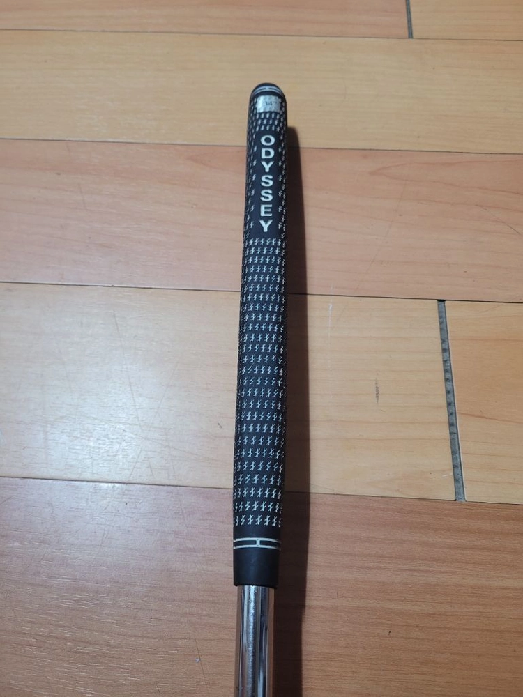 오딧세이 화이트핫 #1 블레이드 퍼터(34인치) 이미지