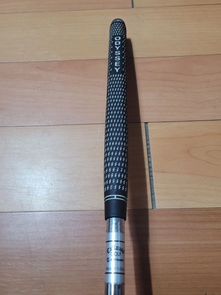 오딧세이 화이트핫 #2 블레이드 퍼터(34인치) 이미지