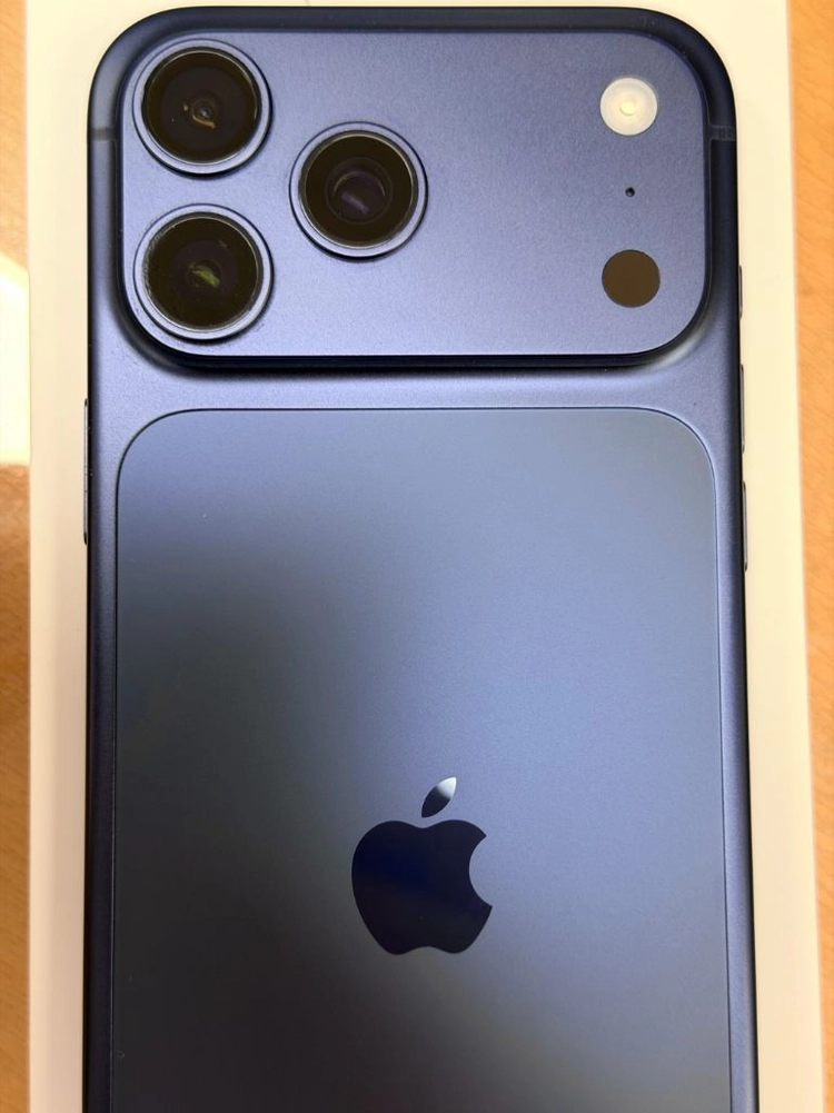아이폰 17 프로 맥스 512GB 딥블루 S급 이미지