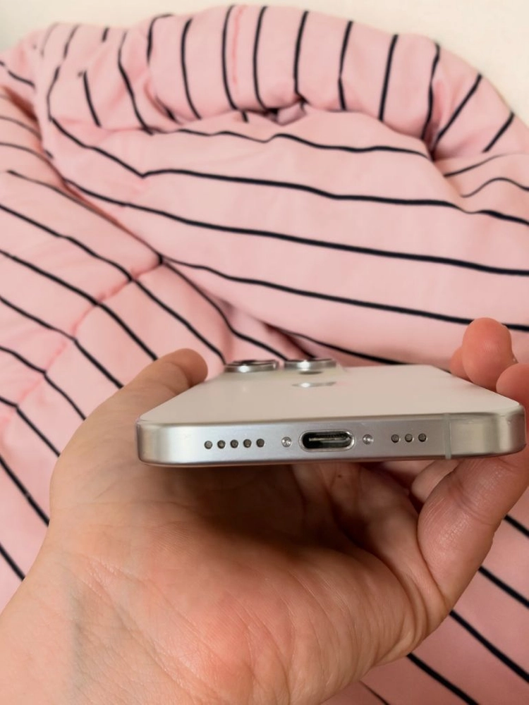 (해외판 무음)아이폰 16 Pro 256GB 화이트 티타늄 이미지