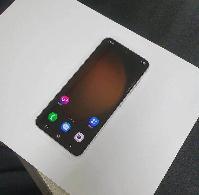 갤럭시S23 256GB 크림 U+ 무잔상 특S급 기능정상 중고폰 216689 이미지