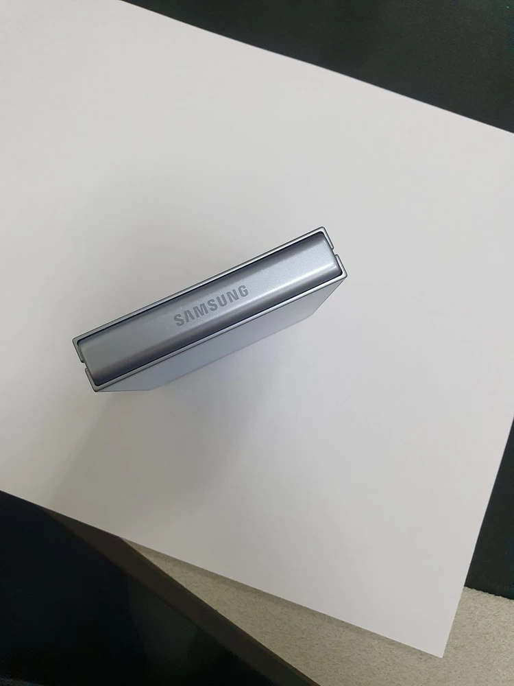 갤럭시Z플립6 256GB 블루 U+ 무잔상 기능정상 중고폰 216467 이미지