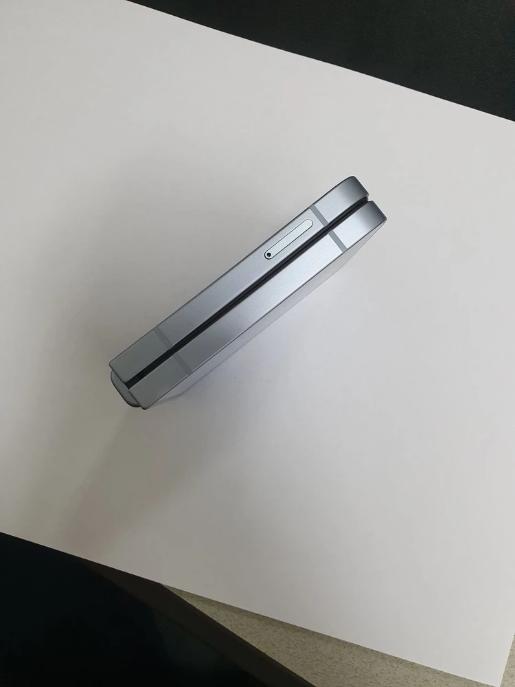 갤럭시Z플립6 256GB 블루 U+ 무잔상 기능정상 중고폰 216467 이미지