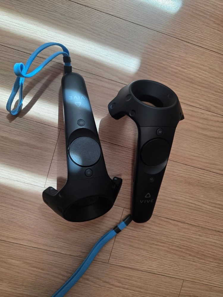 vive(바이브) 코스모스 엘리트 vr 기기 이미지