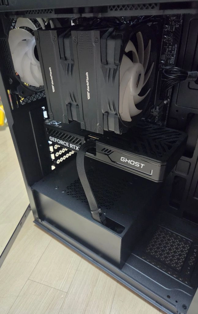 라이젠 7500F RTX5060TI 게이밍PC 이미지