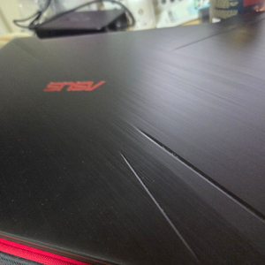 ASUS TUF 인텔 i7-8750H / 1050Ti 노트북 이미지
