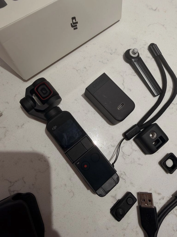 DJI 오즈모 포켓2 크리에이터 콤보 풀세트 / 실사용 10회 S급 이미지