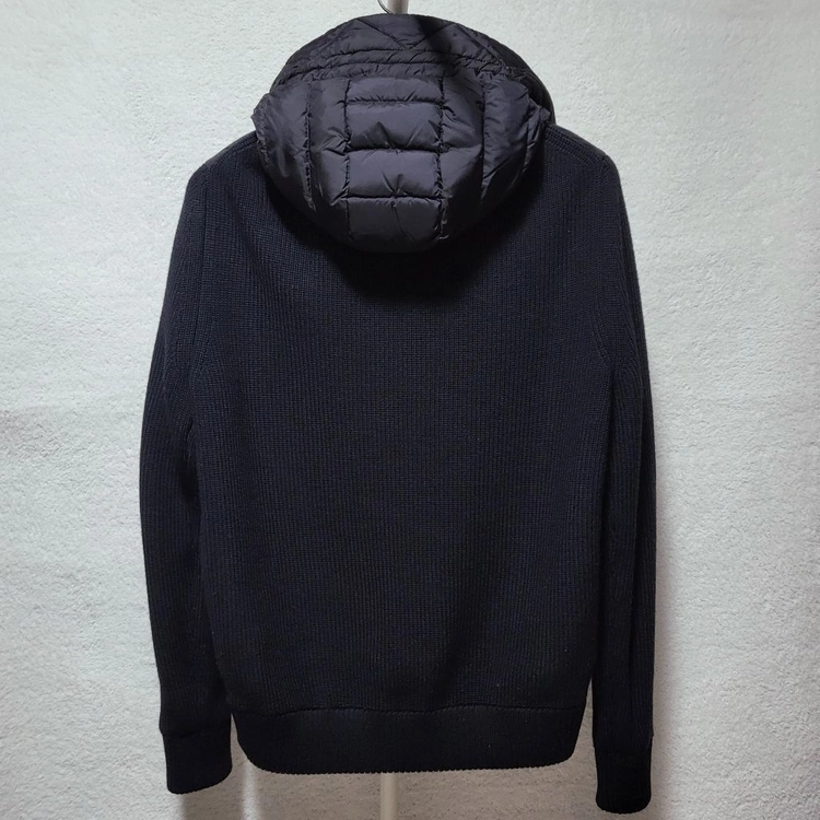[신형/새상품급] M / 23FW 몽클레어 트리콧 후드 니트 패딩 이미지