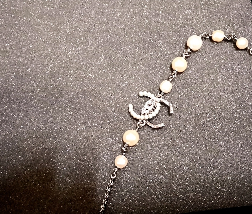 Chanel Pearl Necklace 진품 18금 Grey Metal 목걸이진주 18k Gold 샤넬cc로고 이미지