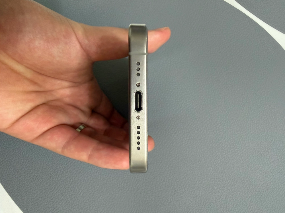 아이폰 15프로 128GB 티타늄실버(상태,시세 대비 최저) 이미지