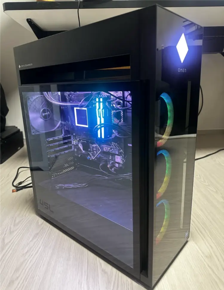 HP OMEN 45L 14700K / 32GB / 1TB / 1200w 반본체 판매합니다. - 안심되는 중고거래