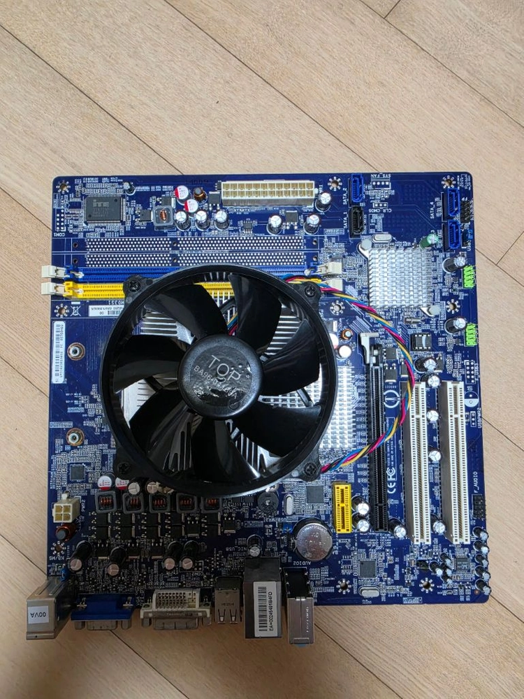 구형 cpu와 메인보드 세트(AMD 애슬론 II X2 245(레고르)) 이미지