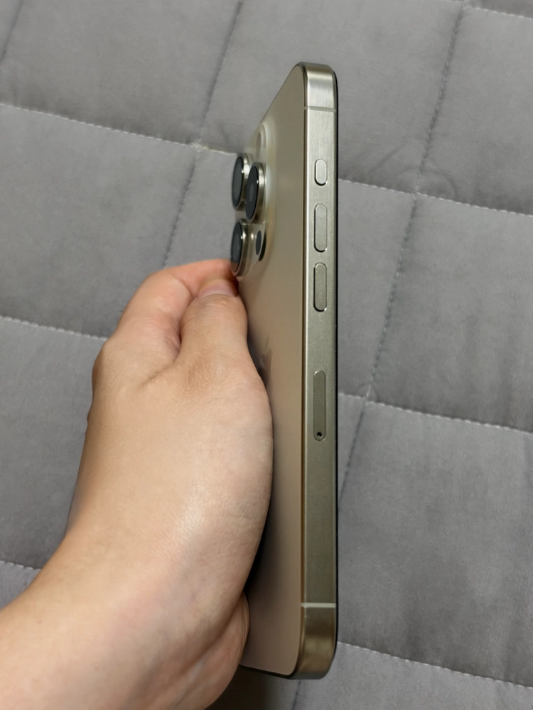 아이폰 15 프로 256GB 화이트 수리이력X 이미지