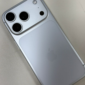 아이폰17프로 실버 256gb 이미지