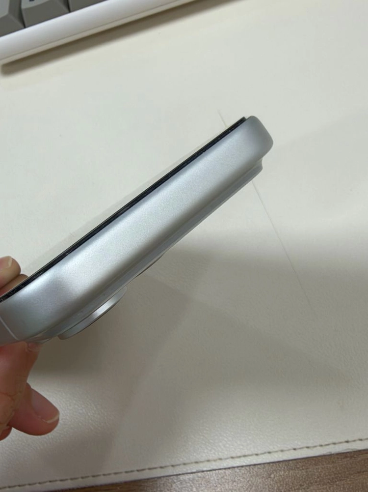 아이폰17프로 실버 256gb 이미지