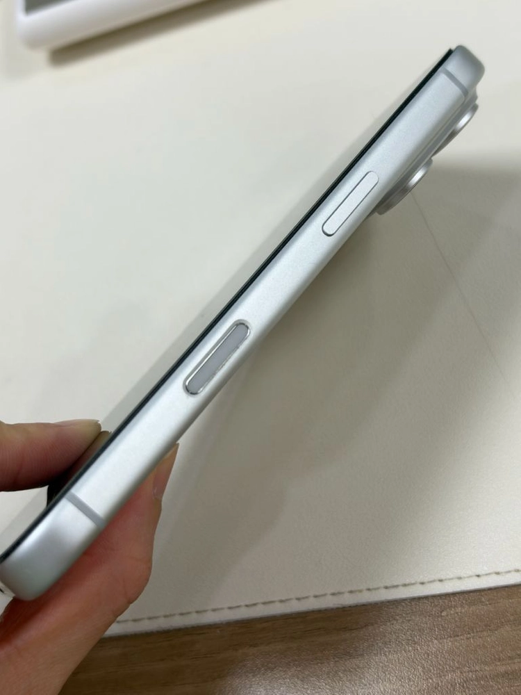 아이폰17프로 실버 256gb 이미지