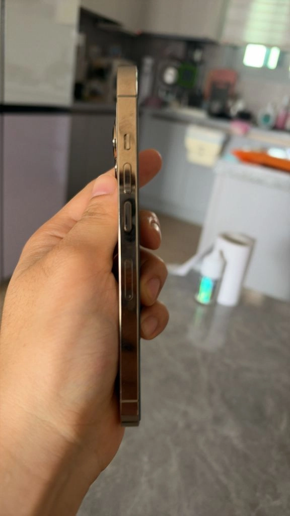 아이폰 13프로 골드 256gb 이미지