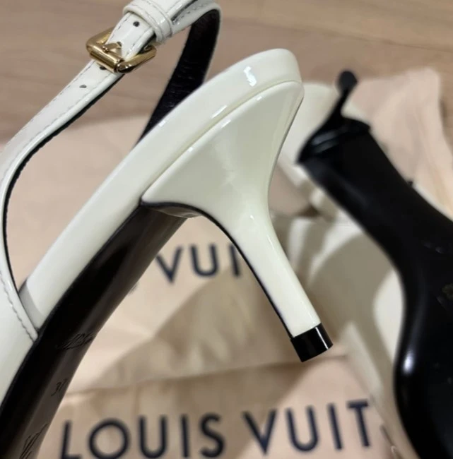 [정품] 루이비통 LV 인사이더 슬링백 펌프스 황금사이즈 이미지
