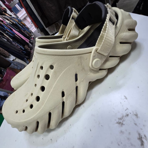 크록스 샌들 280 이미지