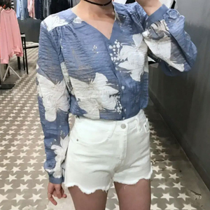 린넨 플라워 프린트 블라우스 이미지