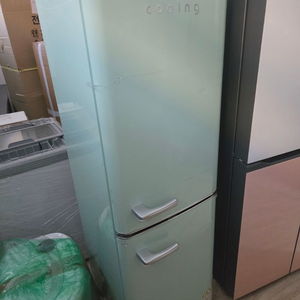 (새샹품) 쿠잉 레트로 냉장고 REF-C153S 민트 이미지