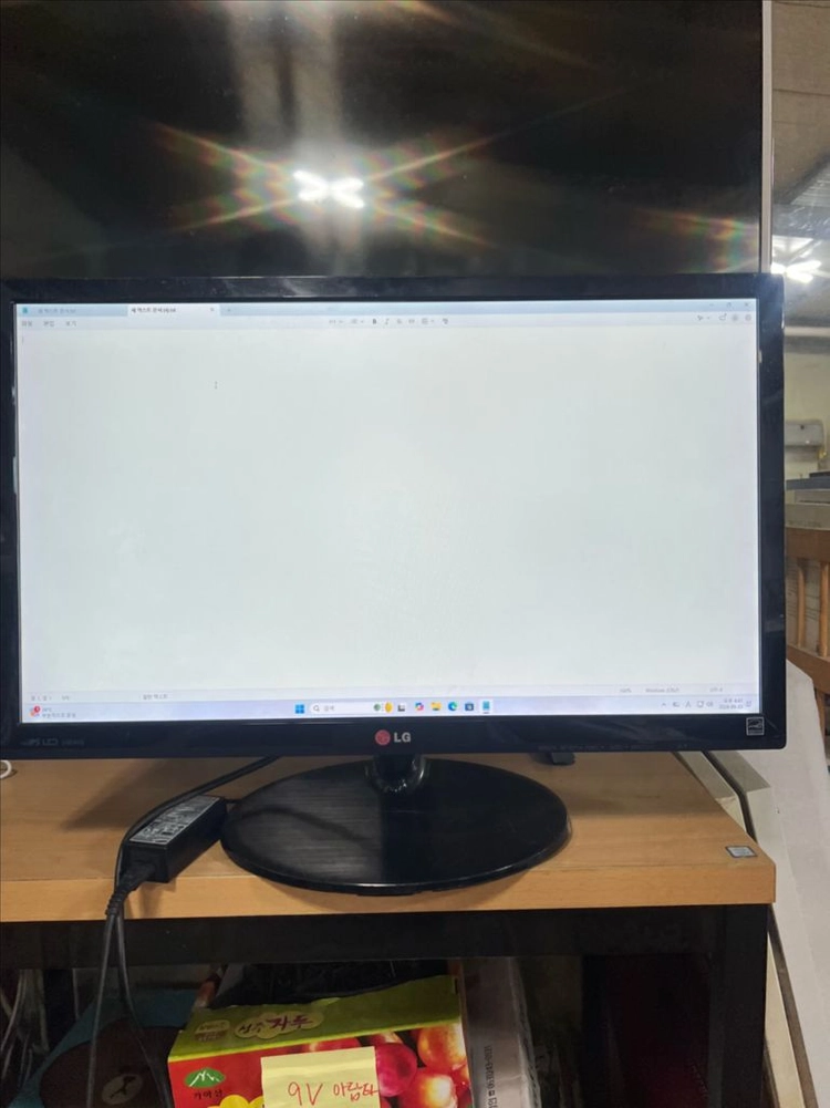 LG 24인치 FHD 모니터 이미지