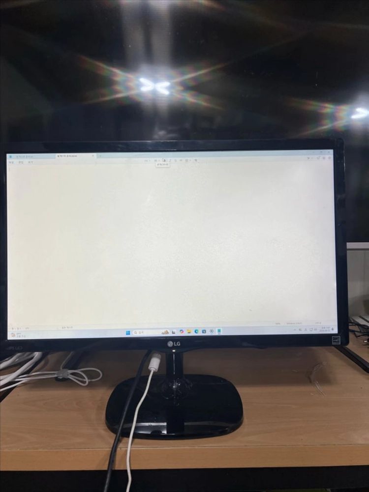 LG 24인치 모니터 IPS LED 이미지