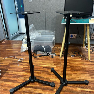 K&M 26720 스피커 스탠드 1조 팔아요 이미지