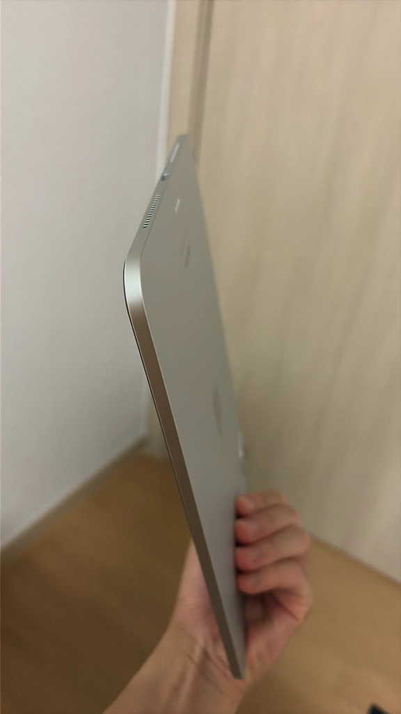 130만원 iPad Pro 11인치 M4 Wi-Fi 256GB 실버와 Apple Pencil Pro, 애케플 구성 이미지