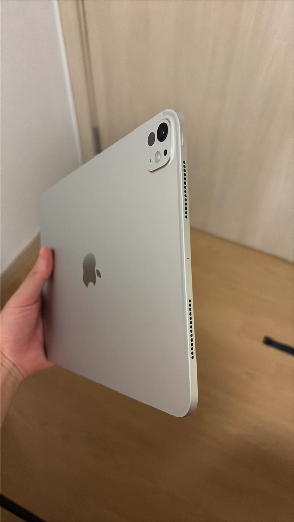 130만원 iPad Pro 11인치 M4 Wi-Fi 256GB 실버와 Apple Pencil Pro, 애케플 구성 이미지