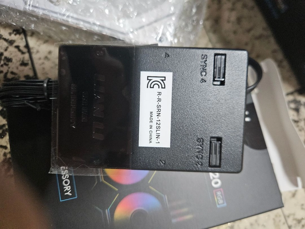 리안리 UNI FAN SL-INF 120 RGB 1 팩 판매합니다 이미지