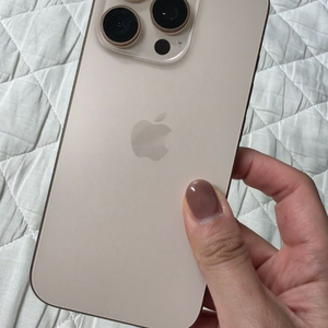 아이폰 16pro 128기가 데저트 티타늄 이미지
