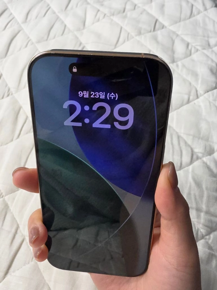 아이폰 16pro 128기가 데저트 티타늄 이미지