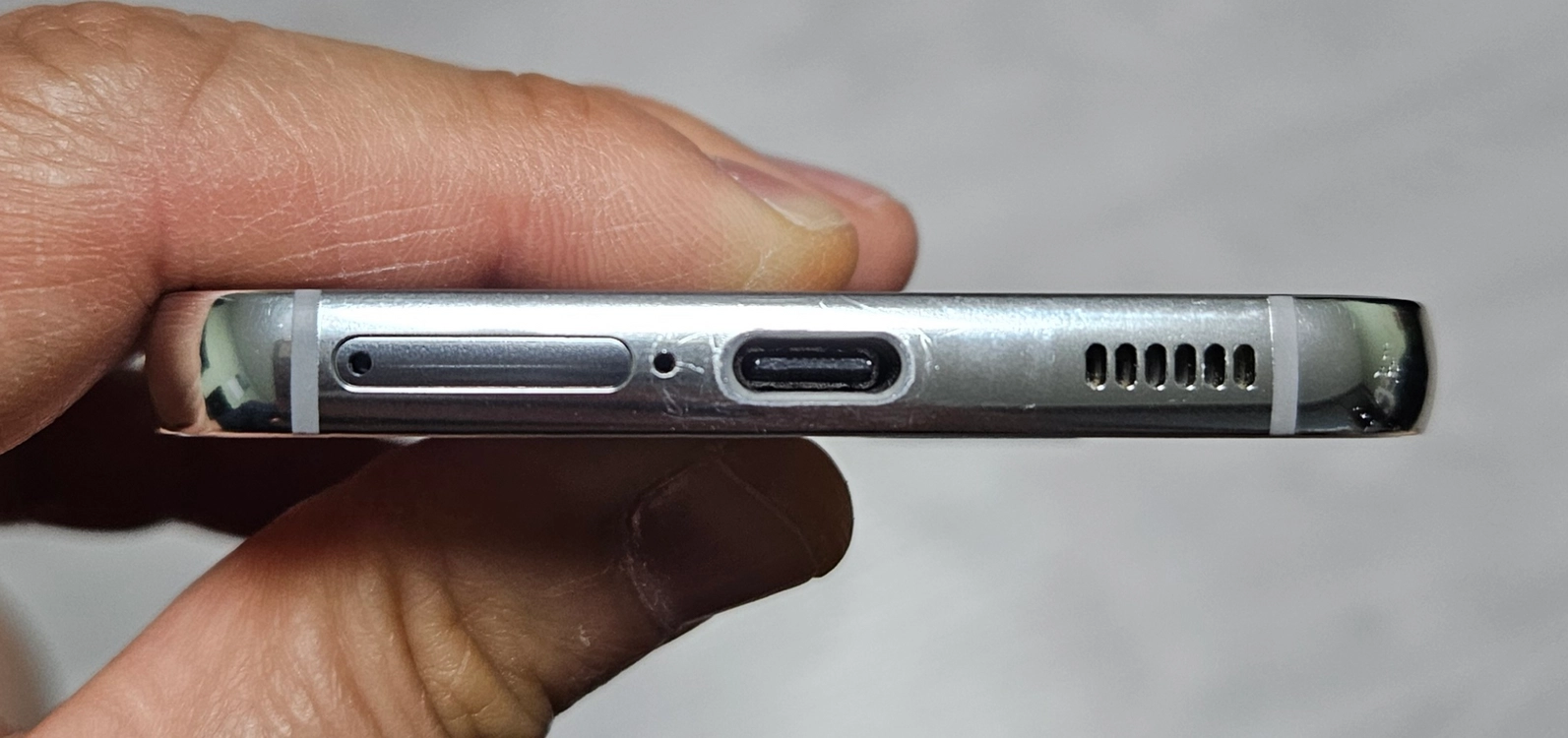 갤럭시 S22 화이트 256GB 싸게 팝니다. 이미지