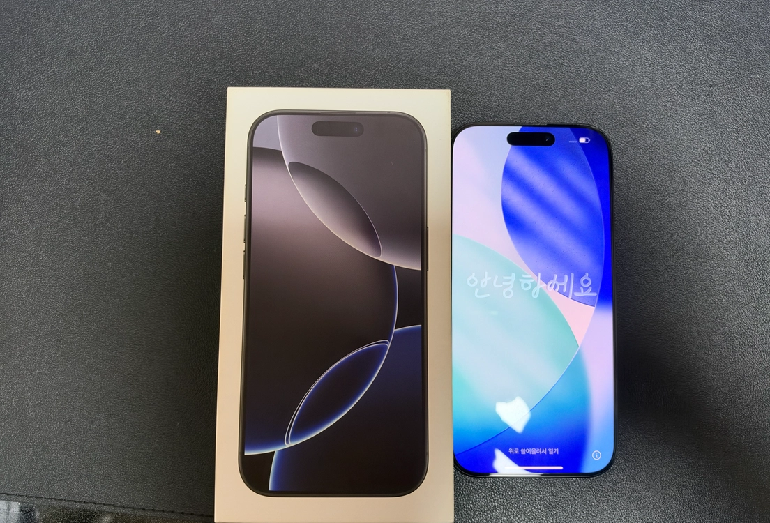 아이폰 16 Pro 256GB 블랙 정상해지 풀박스 배터리89% 이미지