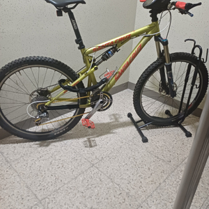 산타크루즈 블러 풀샥 mtb 이미지