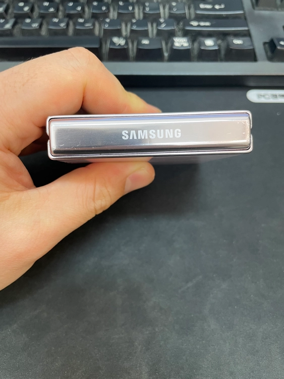 갤럭시Z플립5 라벤더 512GB 무잔상 상태좋은 중고33만7천팝니다 이미지